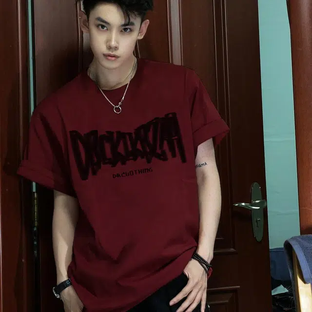 HIPHOPPUNKS T