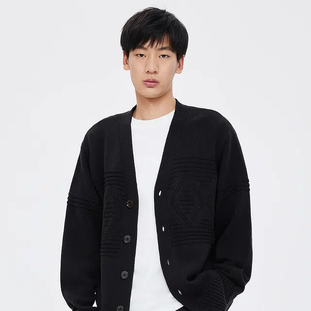 FW23 V
