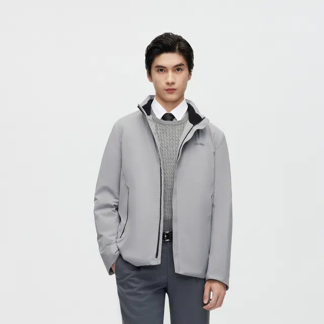 波司登 纯色绒布内领磁吸扣鹅绒中短款羽绒服 男款