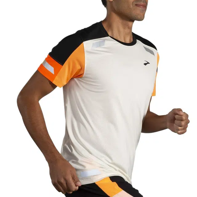 Brooks T