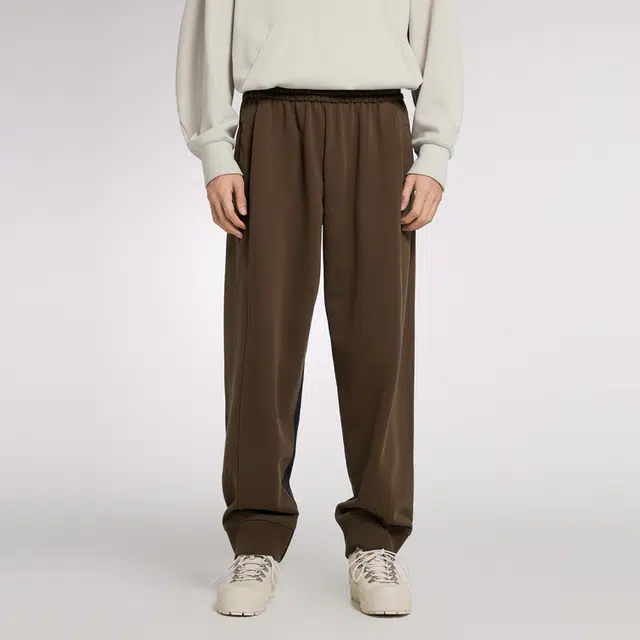 FW23
