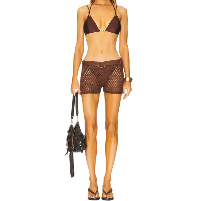 SUPERDOWN Tullia Short