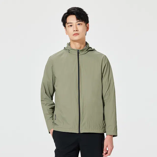 利郎 商务休闲纯色简约百搭防紫外线轻薄防晒服 男款