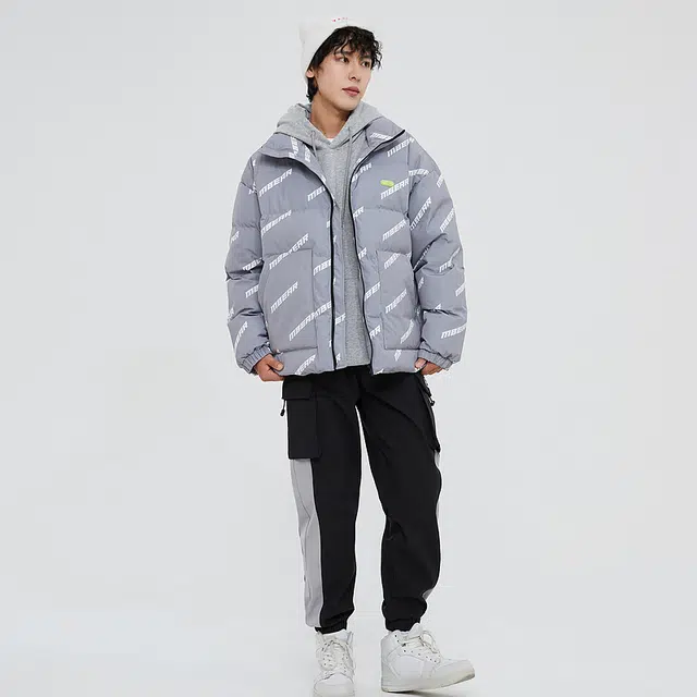 美特斯邦威 字母印花满印加厚立领保暖羽绒服 男款