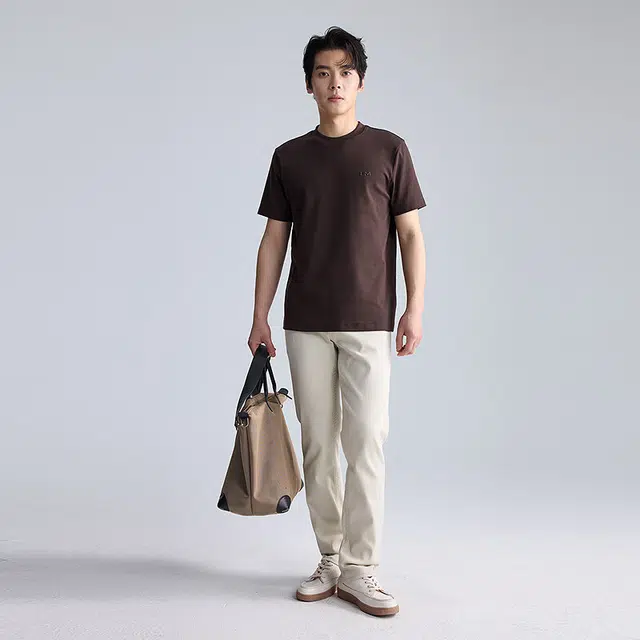 LESS IS MORE T