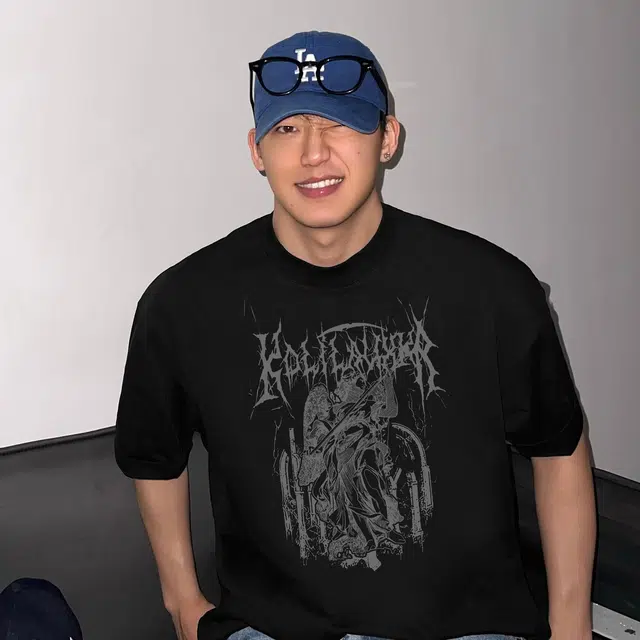 HIPHOPPUNKS T