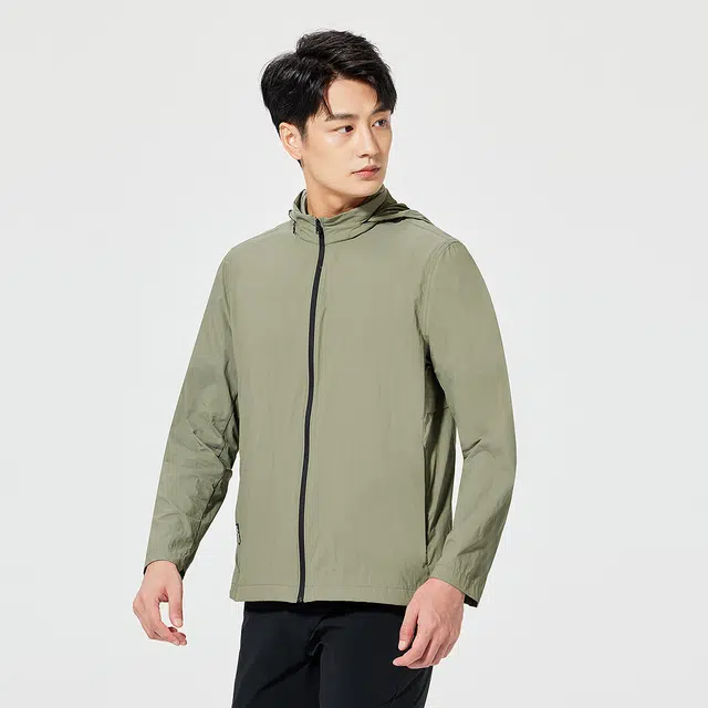 利郎 商务休闲纯色简约百搭防紫外线轻薄防晒服 男款
