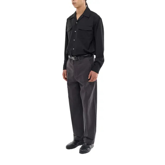 BESLOW MILITARY CONVERTIBLE COLLAR SHIRT