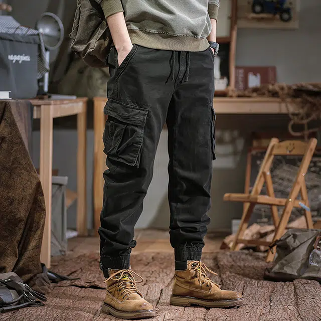 BAGGY