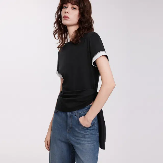 ELLE T