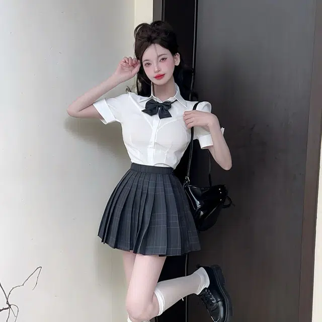 ETSE jk