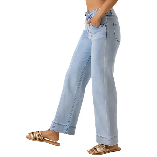 ALTAR'D STATE Cropped Jeans Henley