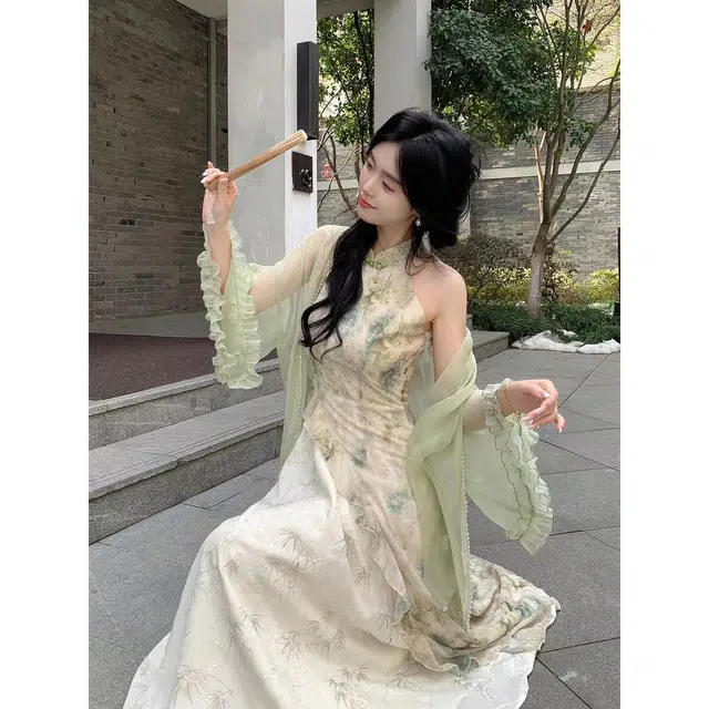 花蔓色 休闲气质清冷婉约国风穿搭印花禅意拼接不规则挂脖旗袍 舒适百搭时尚无袖连衣裙 女款