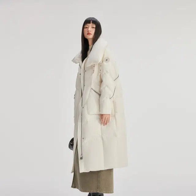 艾莱依 金属装饰时尚造型防风保暖羽绒服 女款