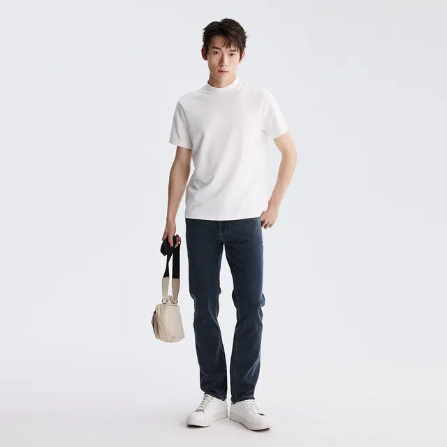 LESS IS MORE T