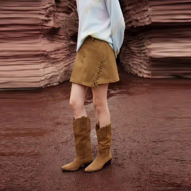 ELLE A