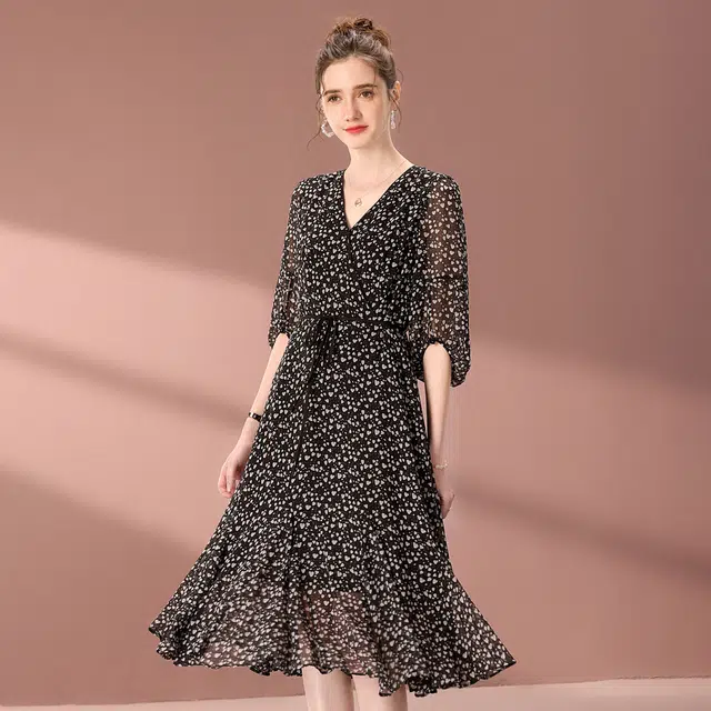 粉红玛琍 春,夏,秋 法式小碎花短袖连衣裙 收腰 女款 黑花