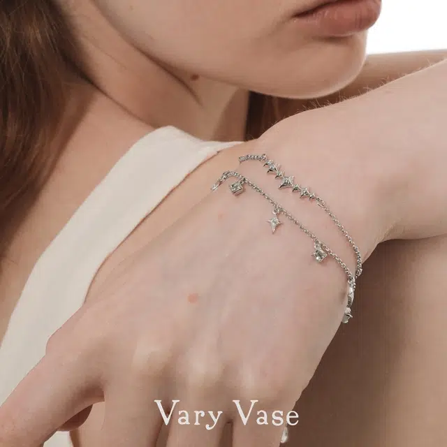 VARYVASE