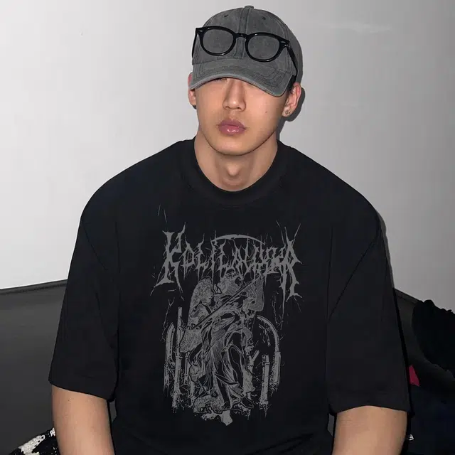 HIPHOPPUNKS T