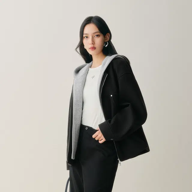 太平鸟 时尚简约宽松直筒假两件廓形外套大衣 女款