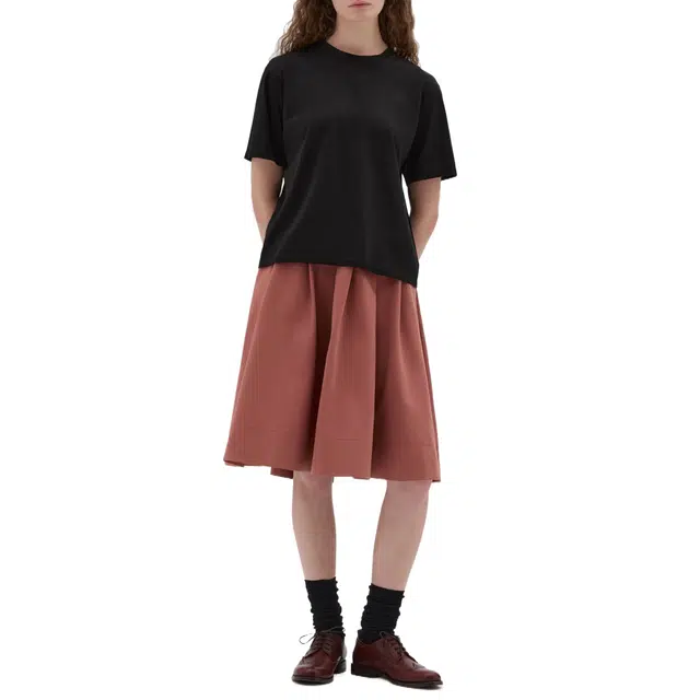 MARGARETHOWELL T
