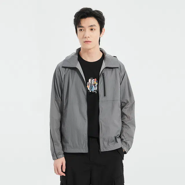 利郎 时尚都市连帽轻薄款防紫外线百搭防晒服 男款