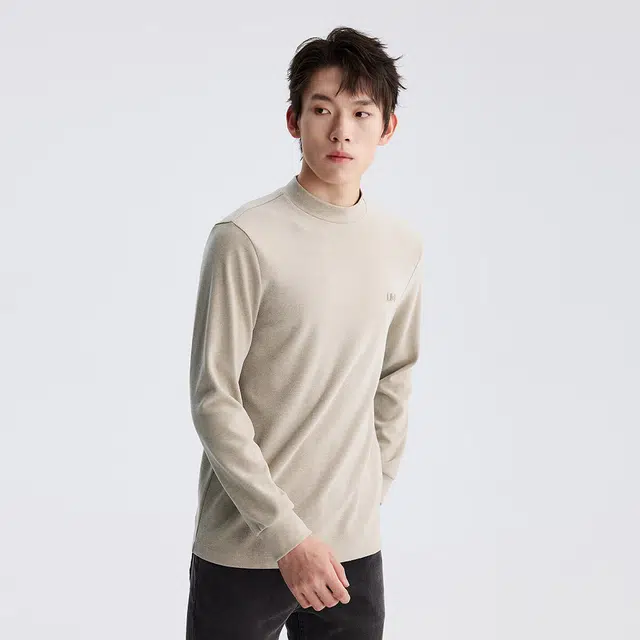 LESS IS MORE T