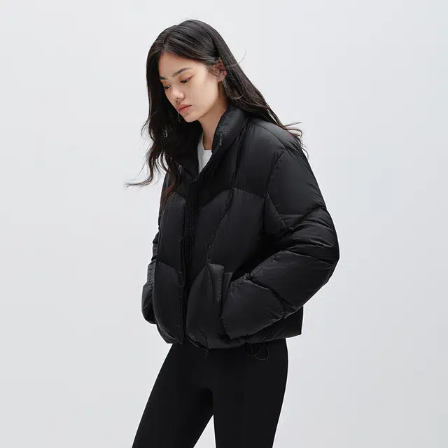 太平鸟 纯色保暖短款立领面包服羽绒服 女款