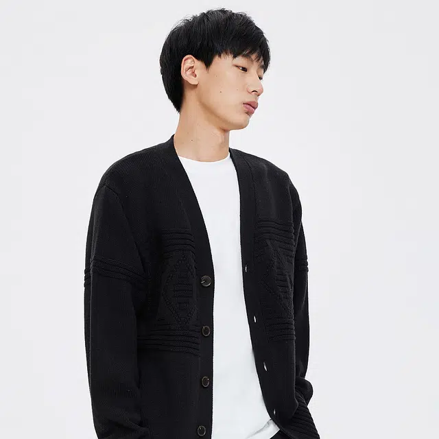 FW23 V
