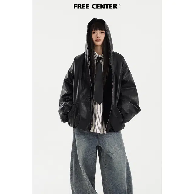 FREE CENTER