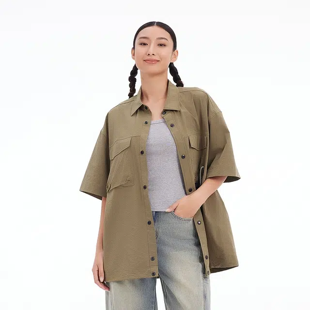 美特斯邦威 山系户外工装肌理宽松短袖衬衫 男女同款