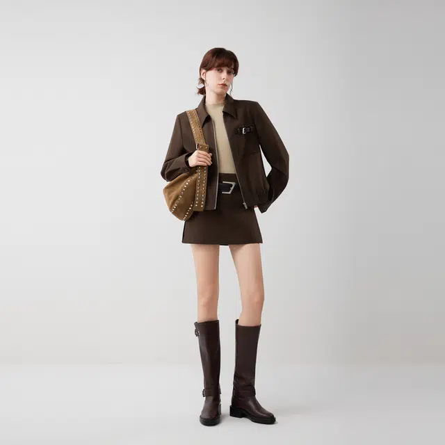 ELLE A
