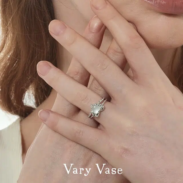 VARYVASE