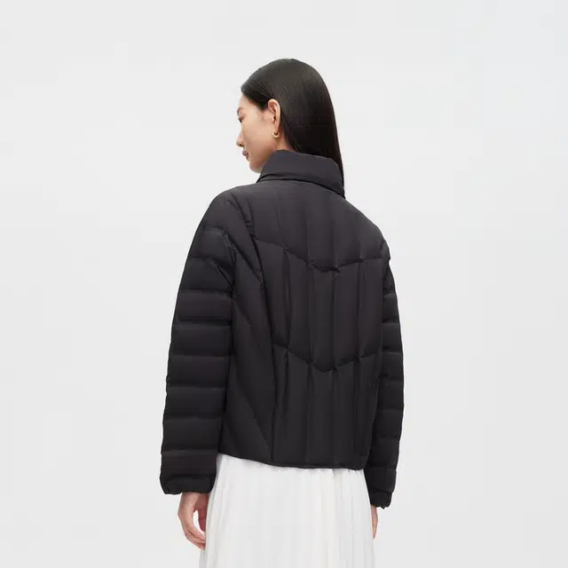 波司登 纯色立领绗缝轻薄短款羽绒服 冬季 女款