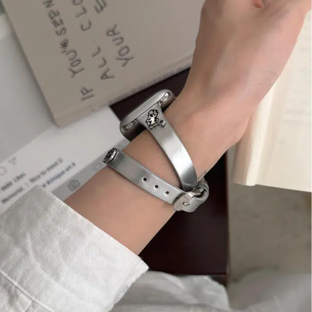 老佳 苹果适用 手表表带 牛皮材质 卡通小狗牛皮双圈表带男女通用