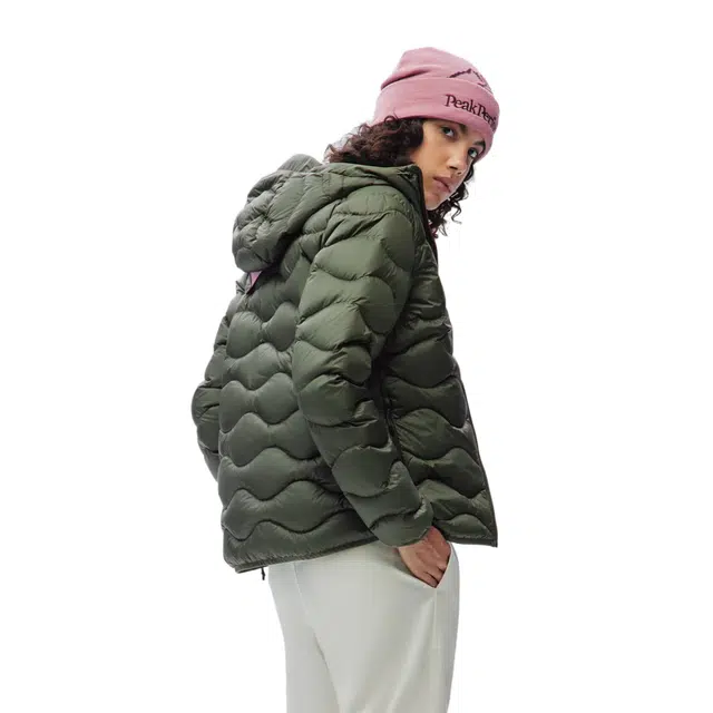 PEAK PERFORMANCE Helium Hood