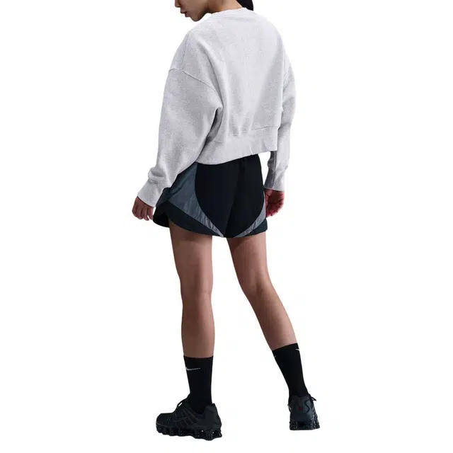 Nike Sportswear Phoenix Swoosh