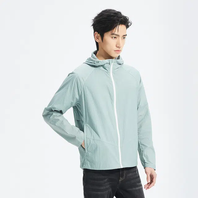 利郎 时尚都市连帽潮流轻薄防紫外线夏季防晒服 男款