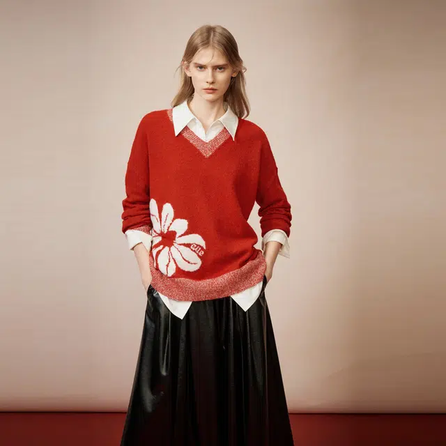 ELLE V