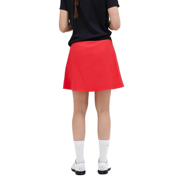 PEAK PERFORMANCE SS25