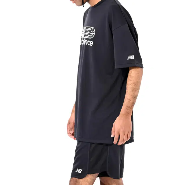 New Balance Graphic T