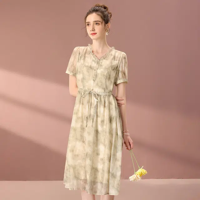 粉红玛琍 春,夏,秋 气质木耳边通勤短袖连衣裙 收腰 女款 绿色