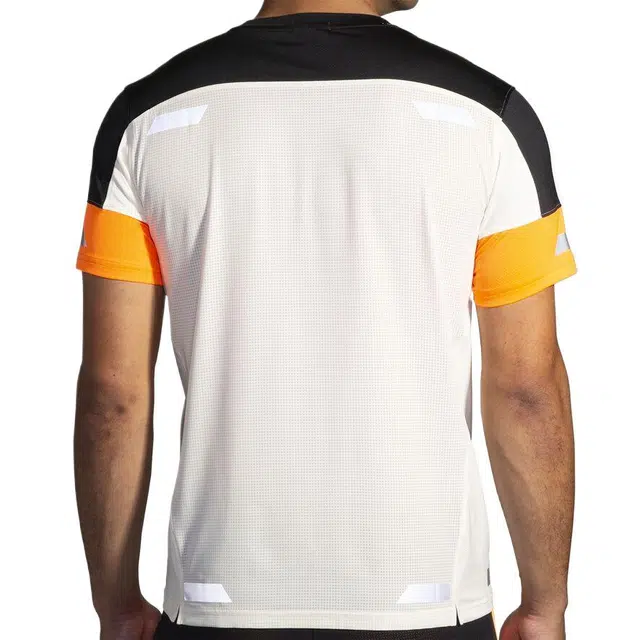 Brooks T