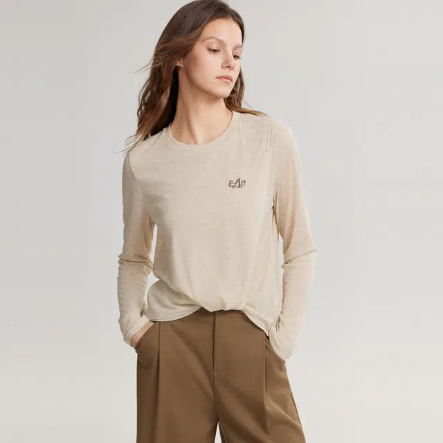 ELLE LOGO T