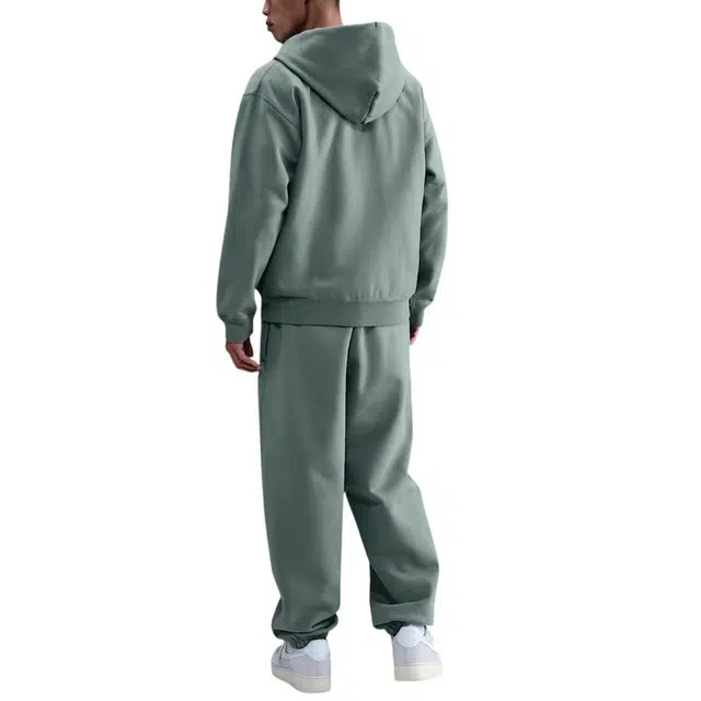 Nike Solo Swoosh