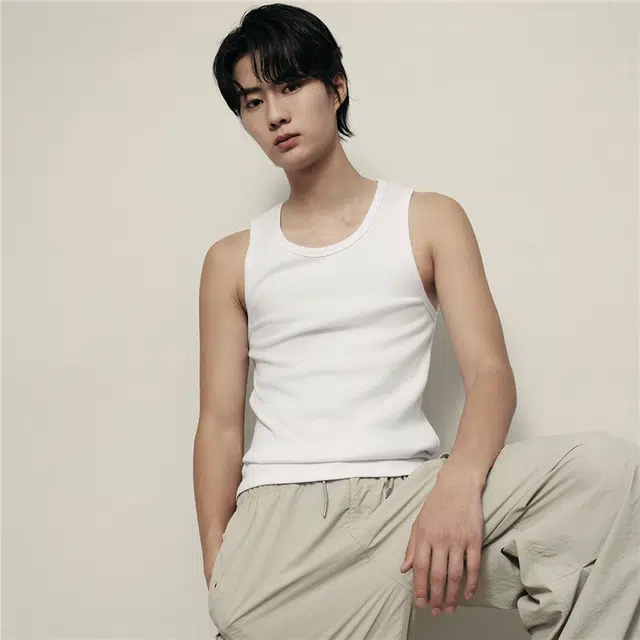 佐丹奴 韩国系列纯色圆领修身罗纹针织背心 男款