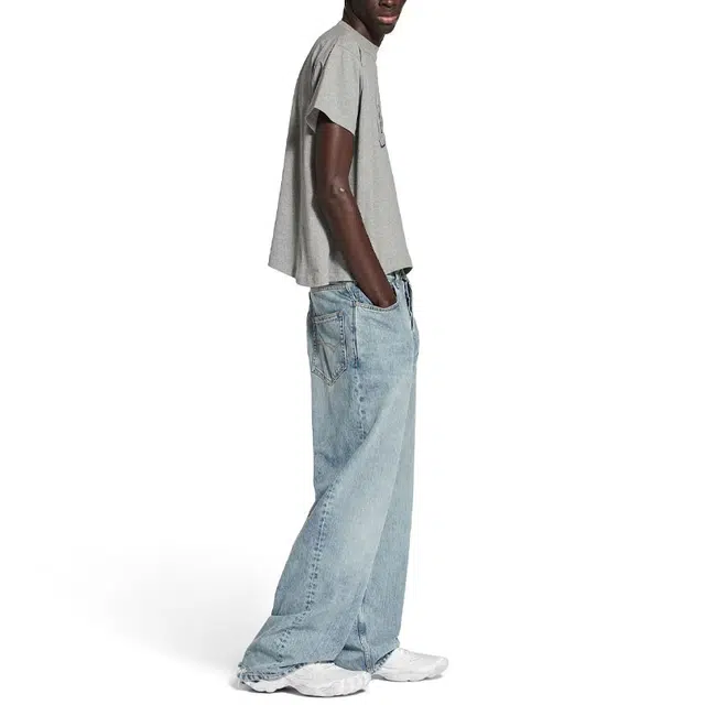 Balenciaga FW25 T