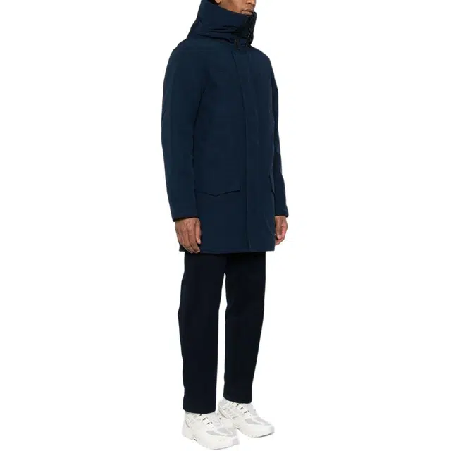 Canada Goose FW22 Langford Logo