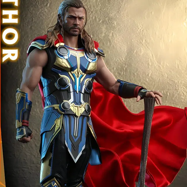 Hot Toys 16 4 32cm