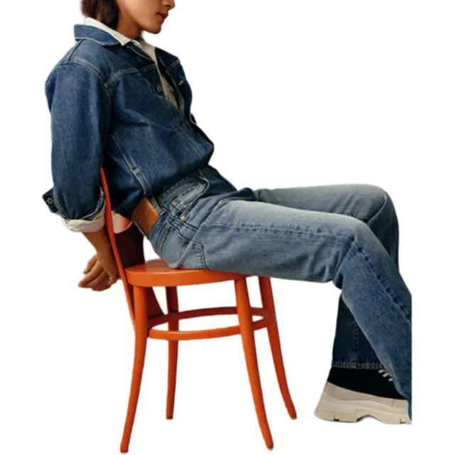 levis V